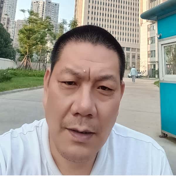 湖北45岁单身帅哥真诚找对象-石家庄征婚相亲网