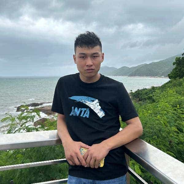 28岁岁山东单身帅哥 - 石家庄吉缘网